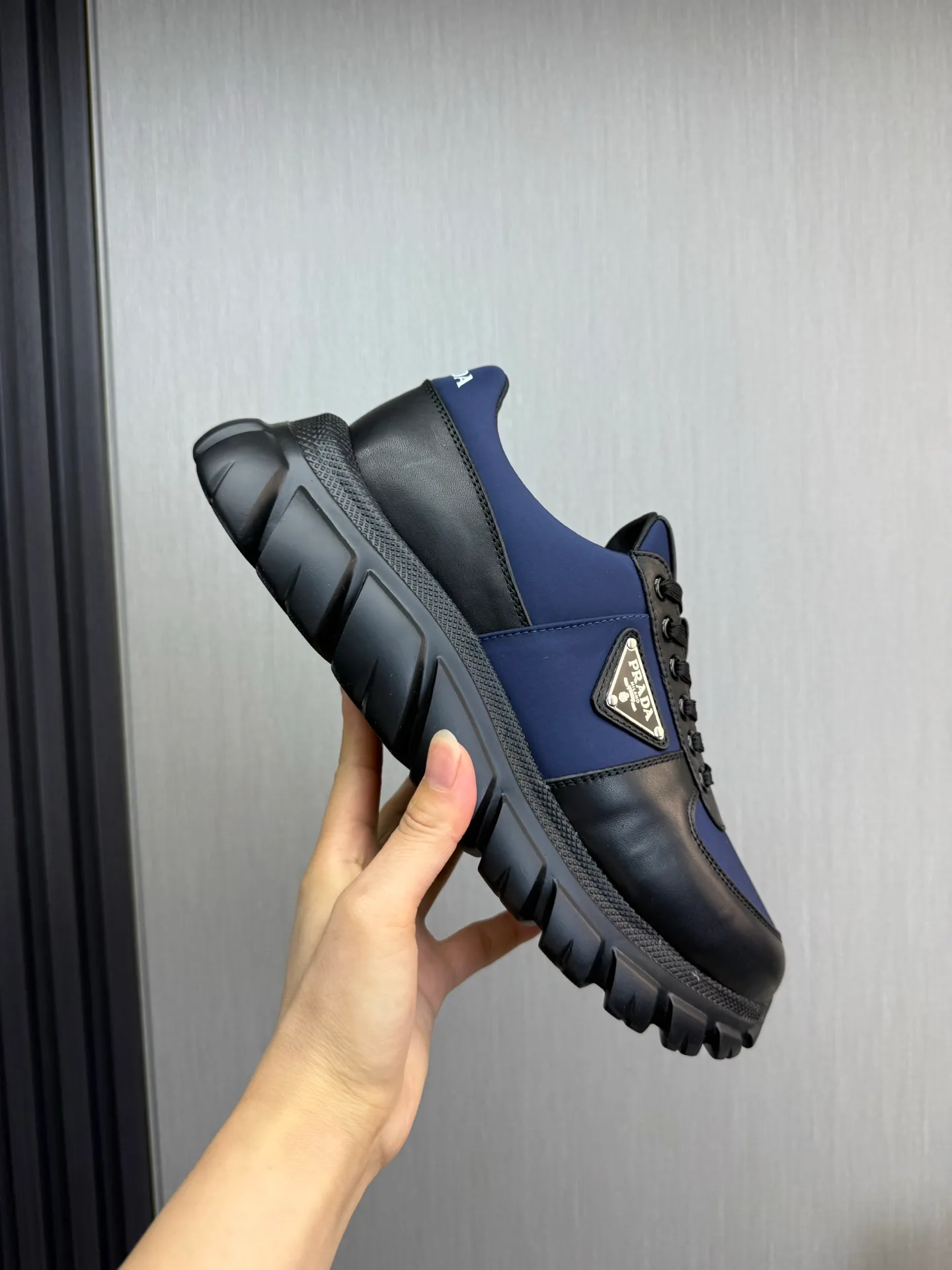 Men's shoes 💰580💰 [PRADA] Men's shoes are popular in the counter, official website is synchronized, 1 high-quality shipment ✔️Imported cowhide fabric + cowhide lining, 1🆚1 replica, original sole, 38-45 (45 customized, non-refundable)